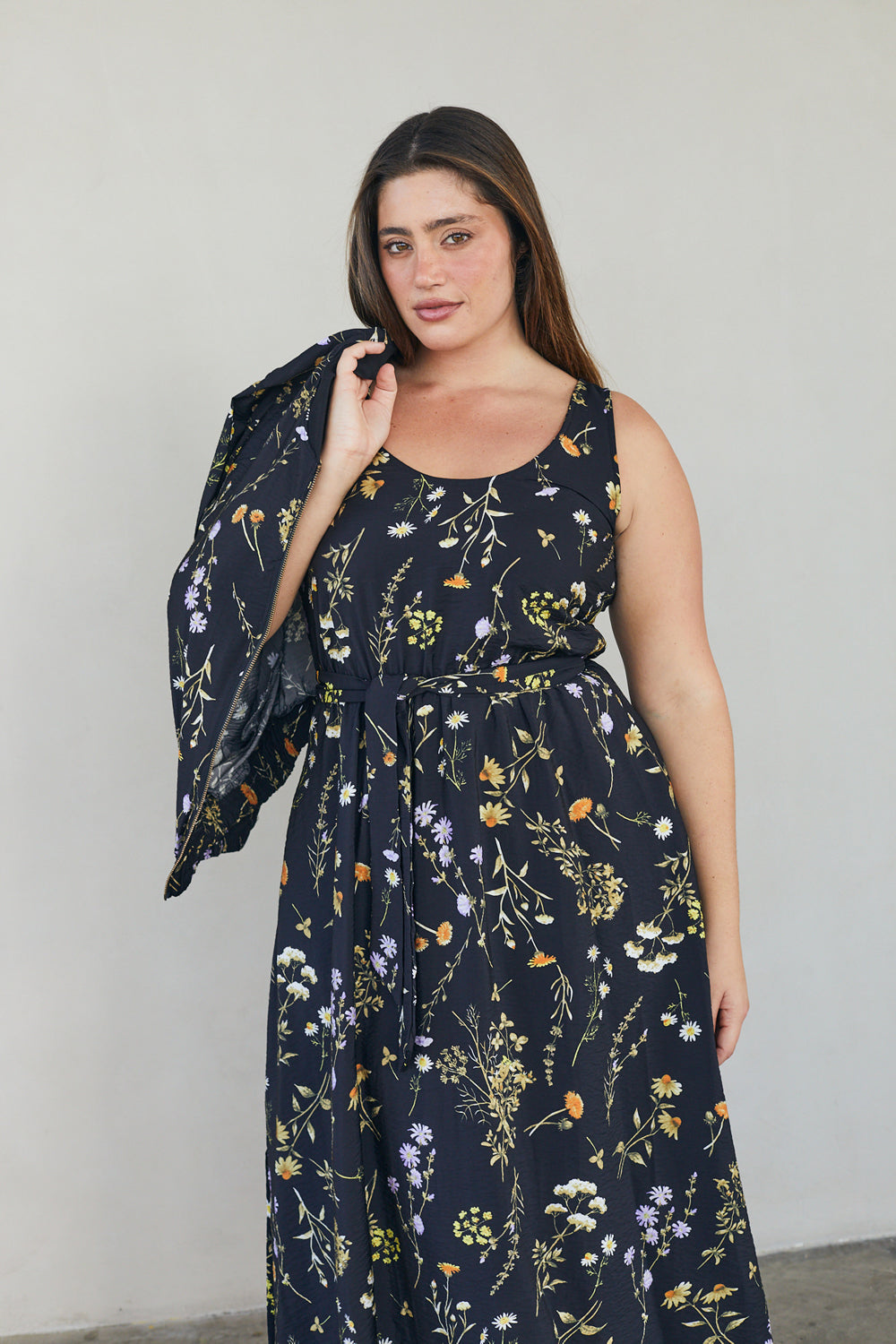 עליונית סוקי פרחים שחור