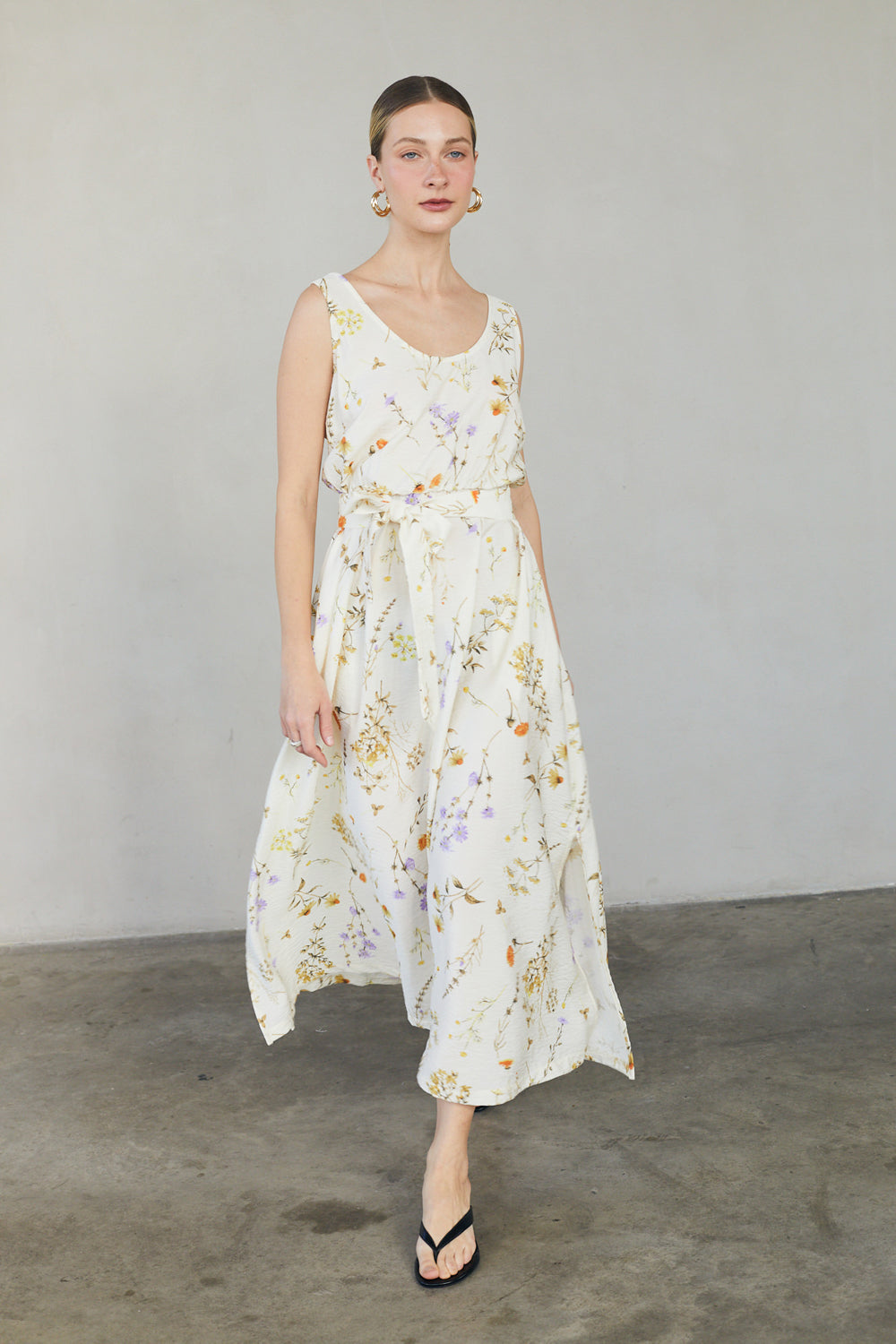 שמלת גרטה מקסי פרחונית בהירה