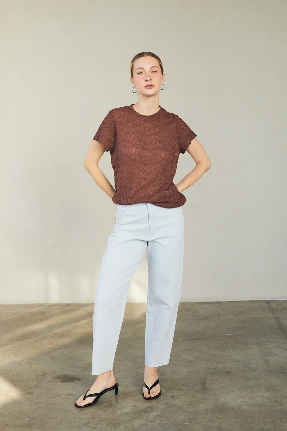 חולצת ג׳מה תחרה חומה