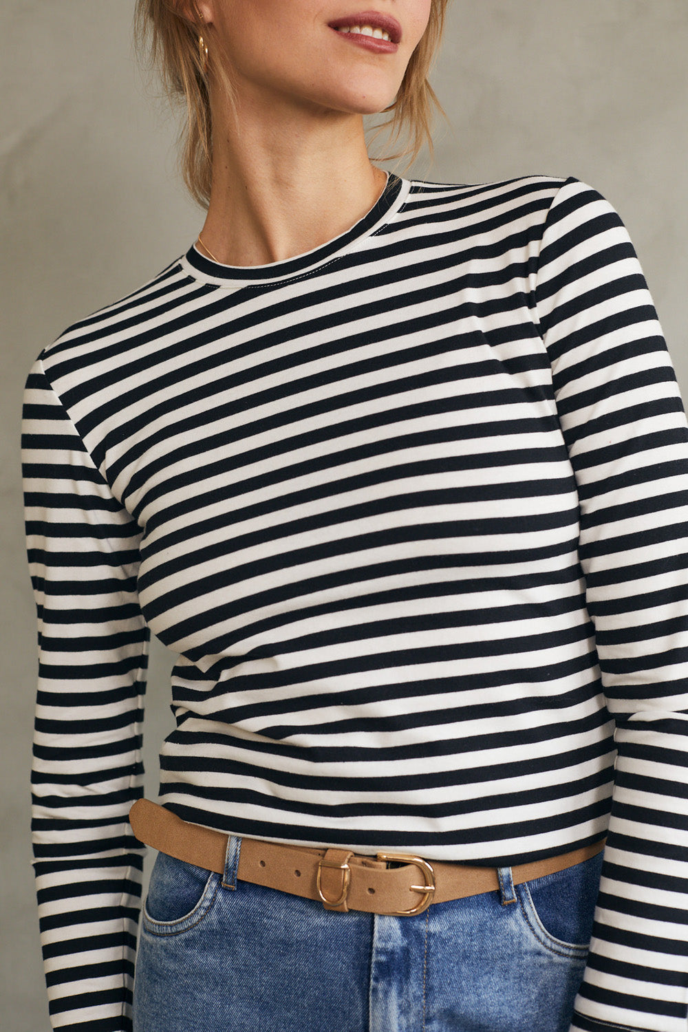 טי שירט סלין ארוכה פסים שחור לבן