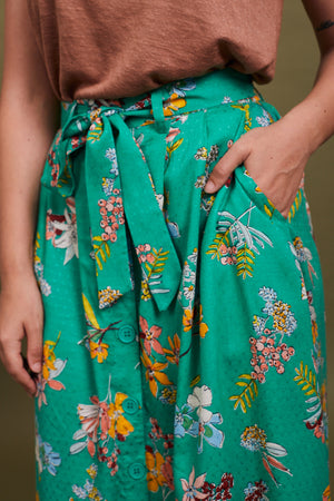 חצאית ירוקה הדפס פרחוני