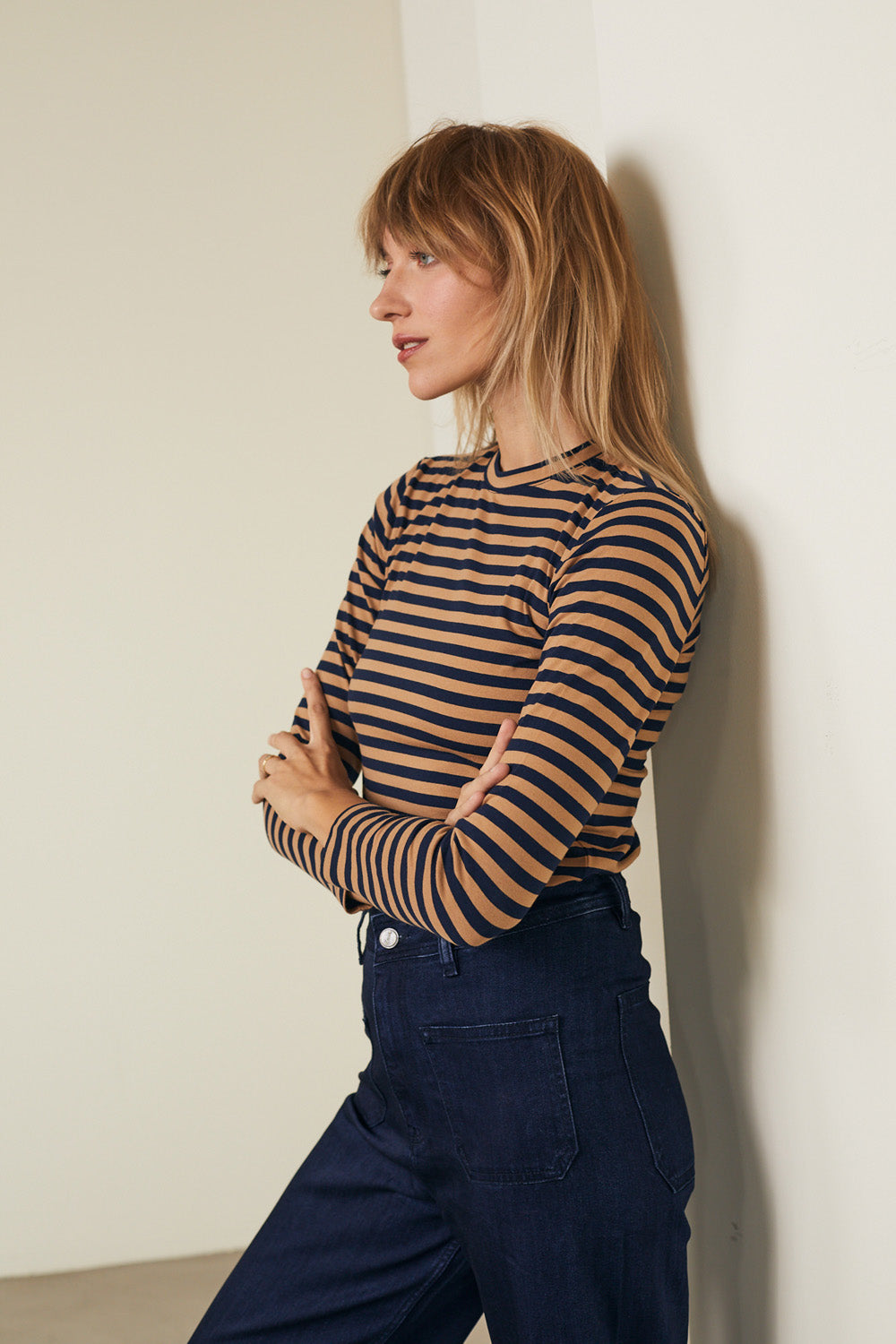 טי שירט סלין ארוכה פסים חום נייבי