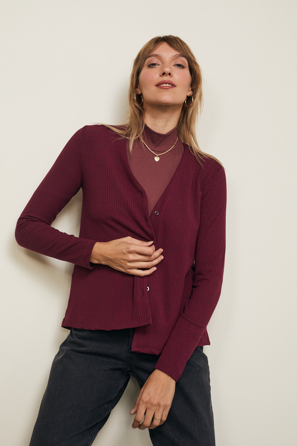 חולצת קרוליין בורדו