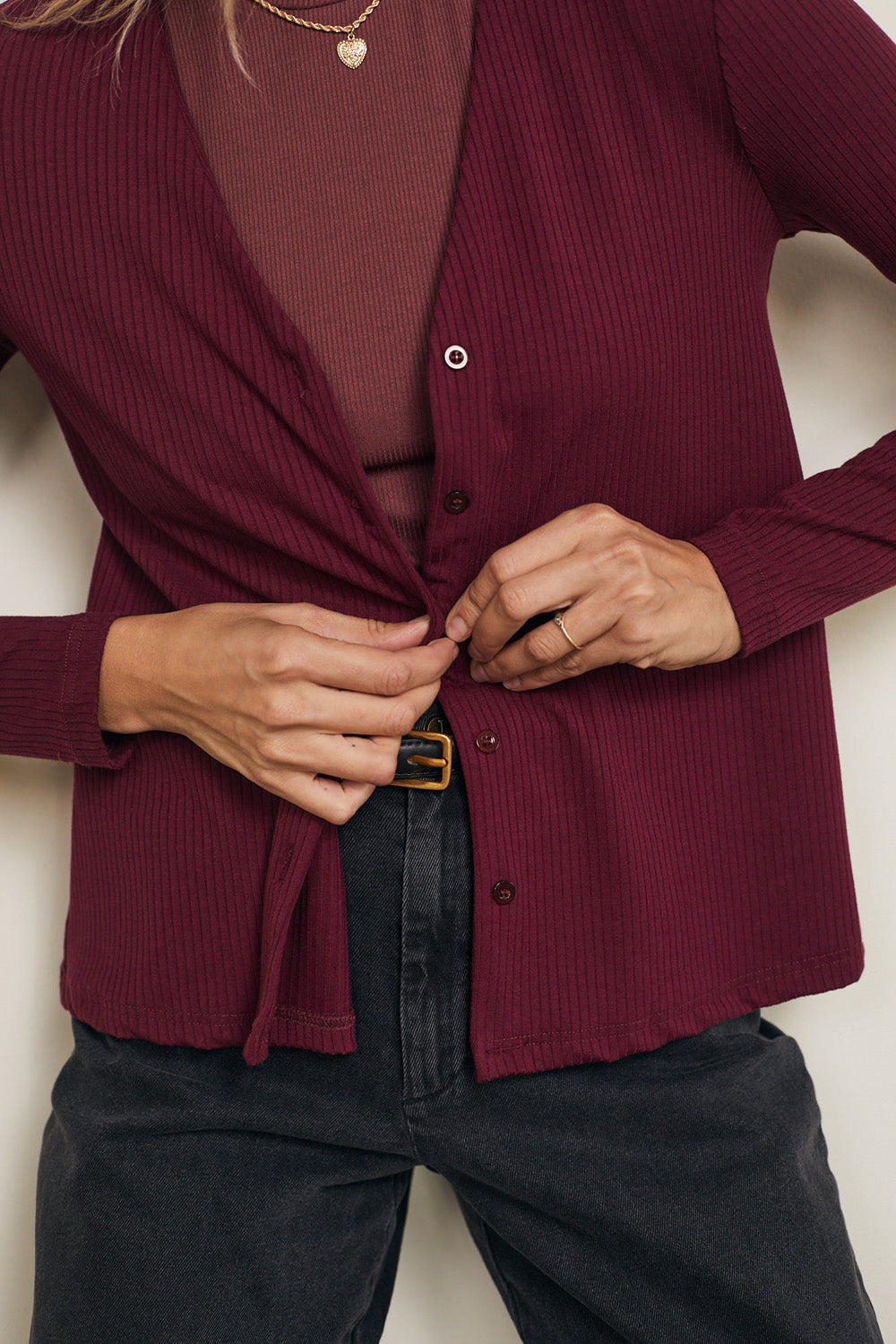 חולצת קרוליין בורדו