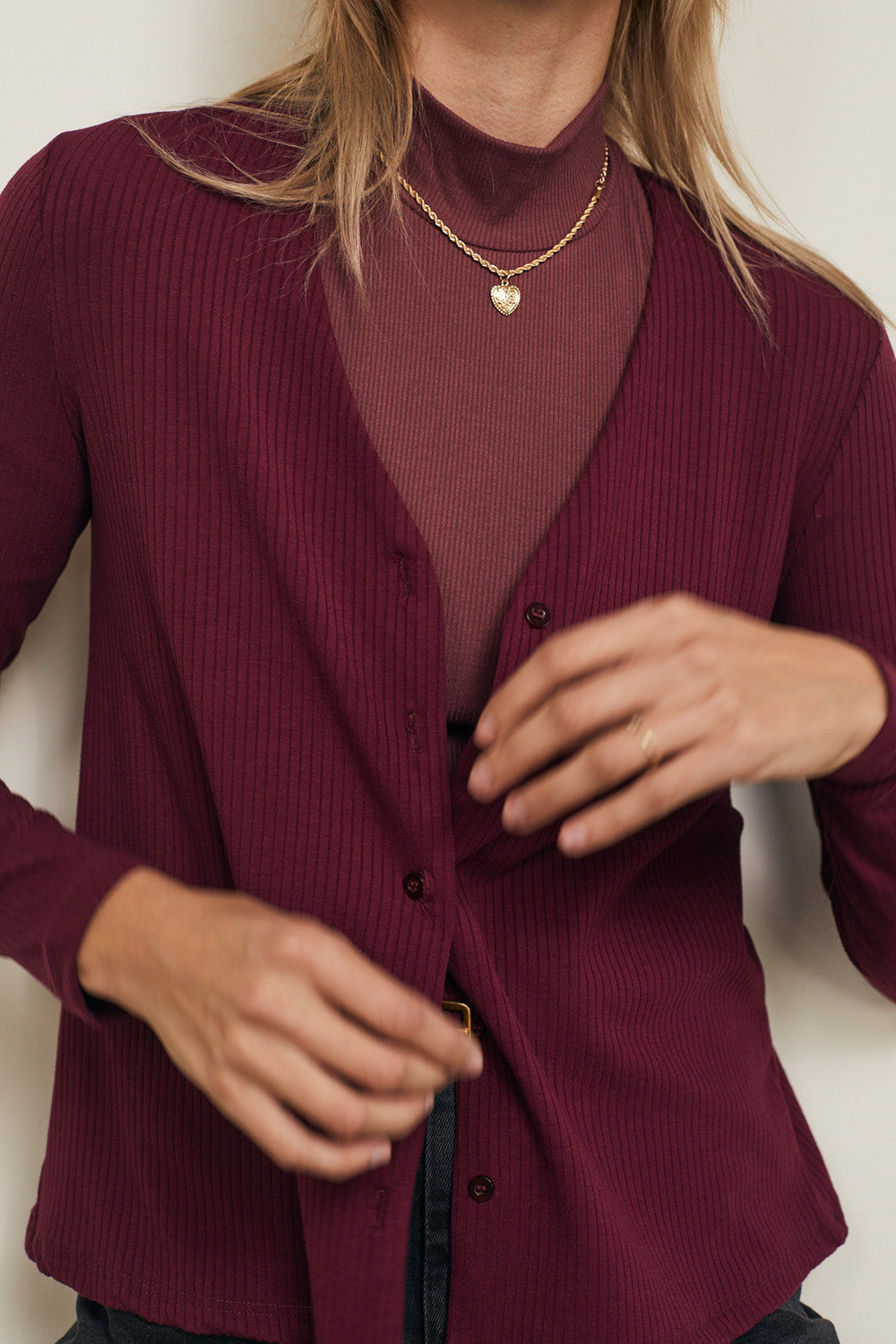 חולצת קרוליין בורדו