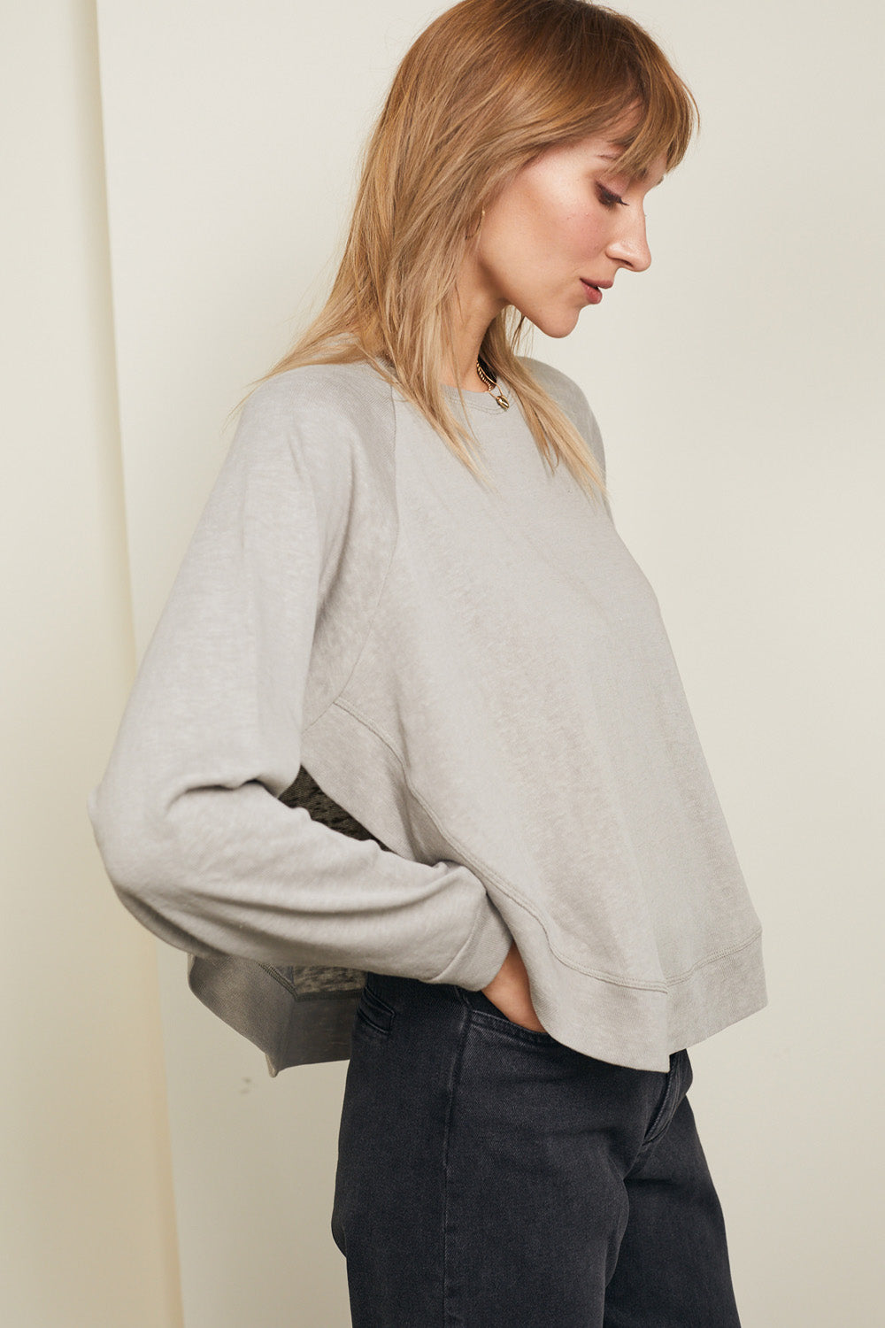 עליונית גבריאלה אפורה