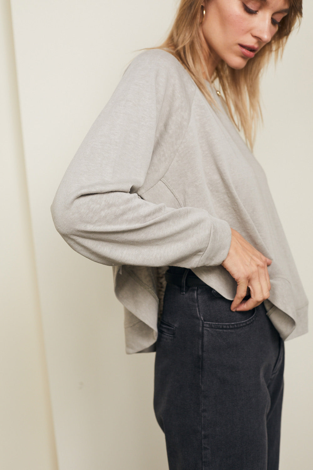 עליונית גבריאלה אפורה