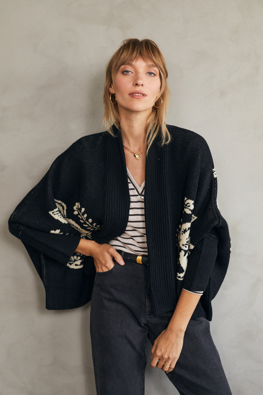 קרדיגן באני שחור