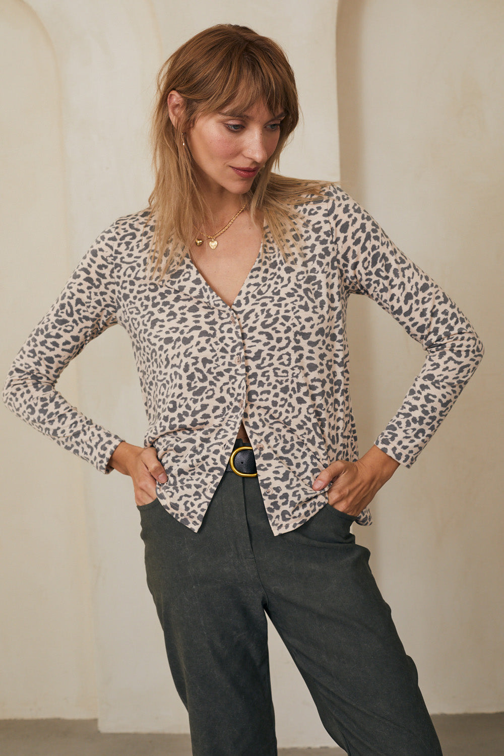 חולצת קרוליין מנומר ניוד