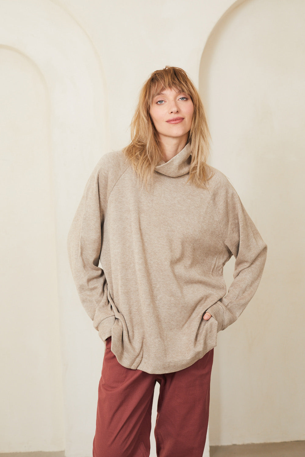 סוודר מלני חול