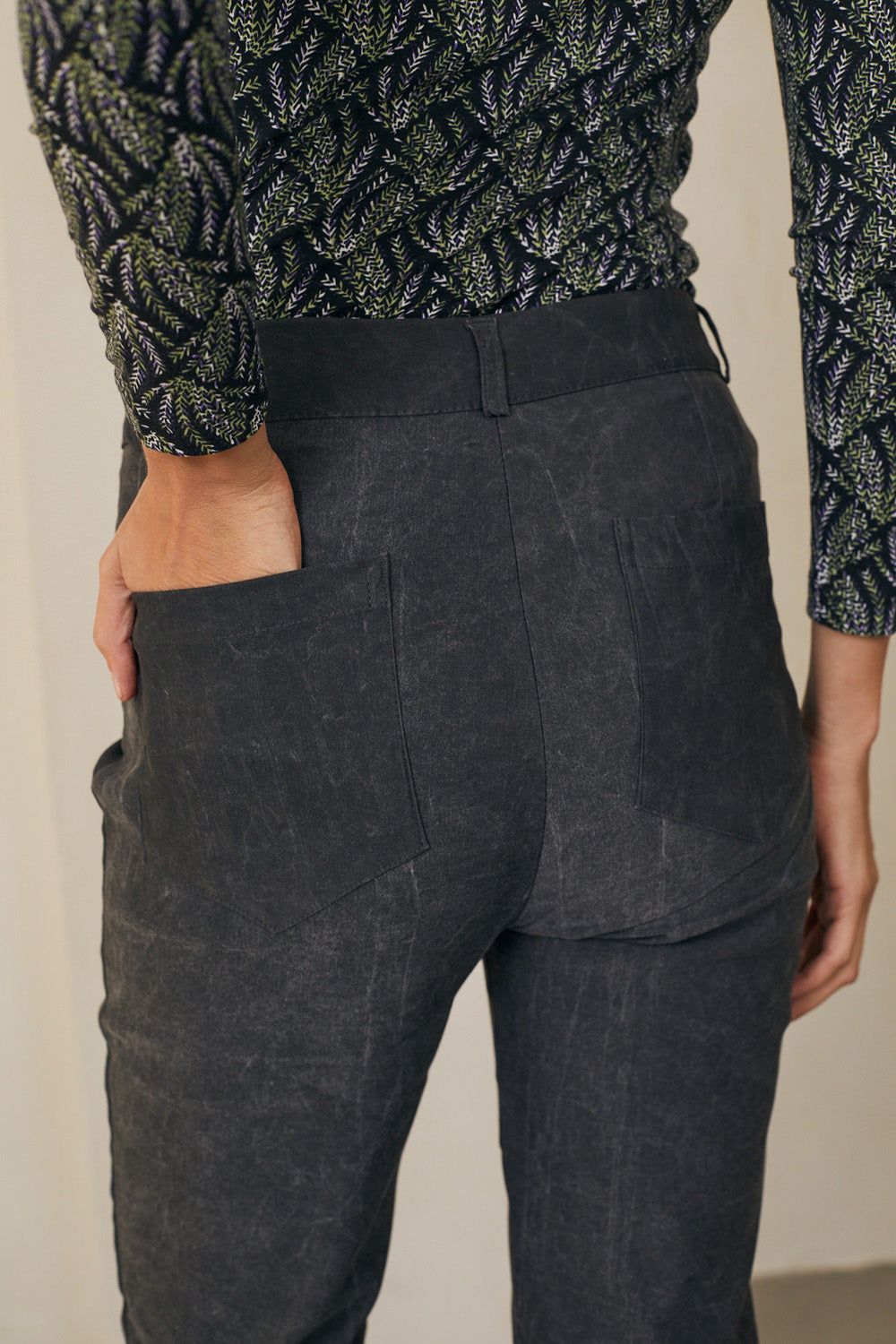 מכנסיים ריטה וואש שחור