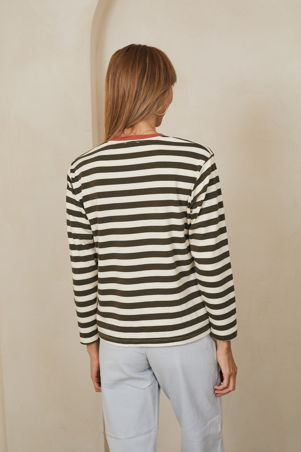 טי מושלמת ארוכה פסים זית / כתום