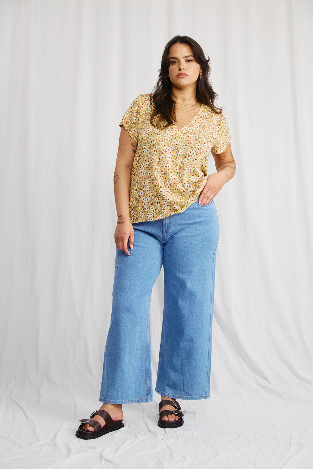 Veronica shirt with navy dots 