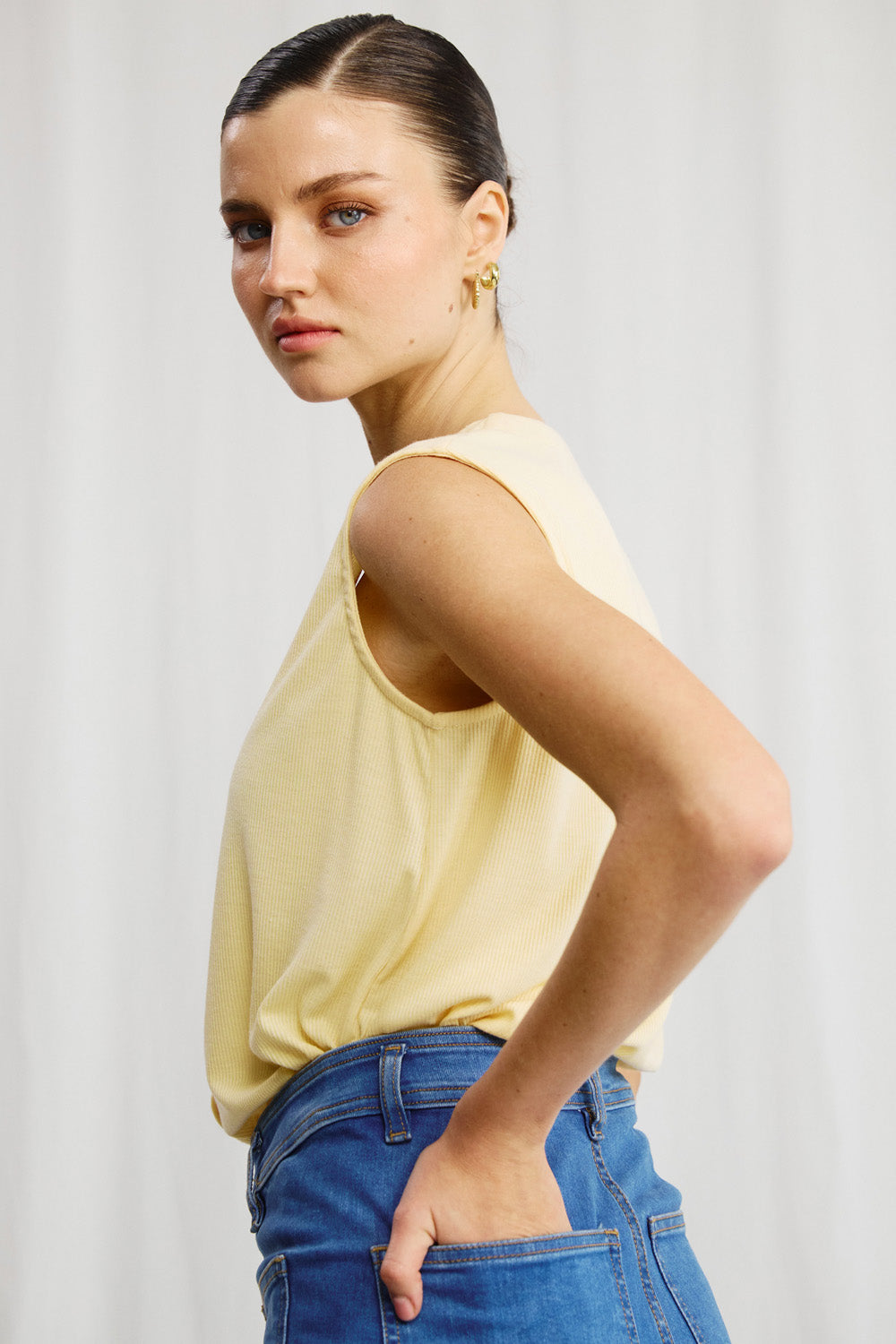 White vest top