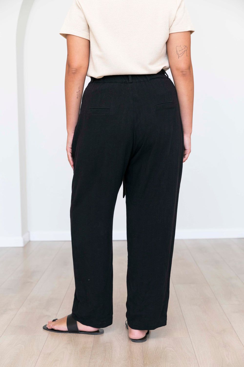 Yvonne black linen pants