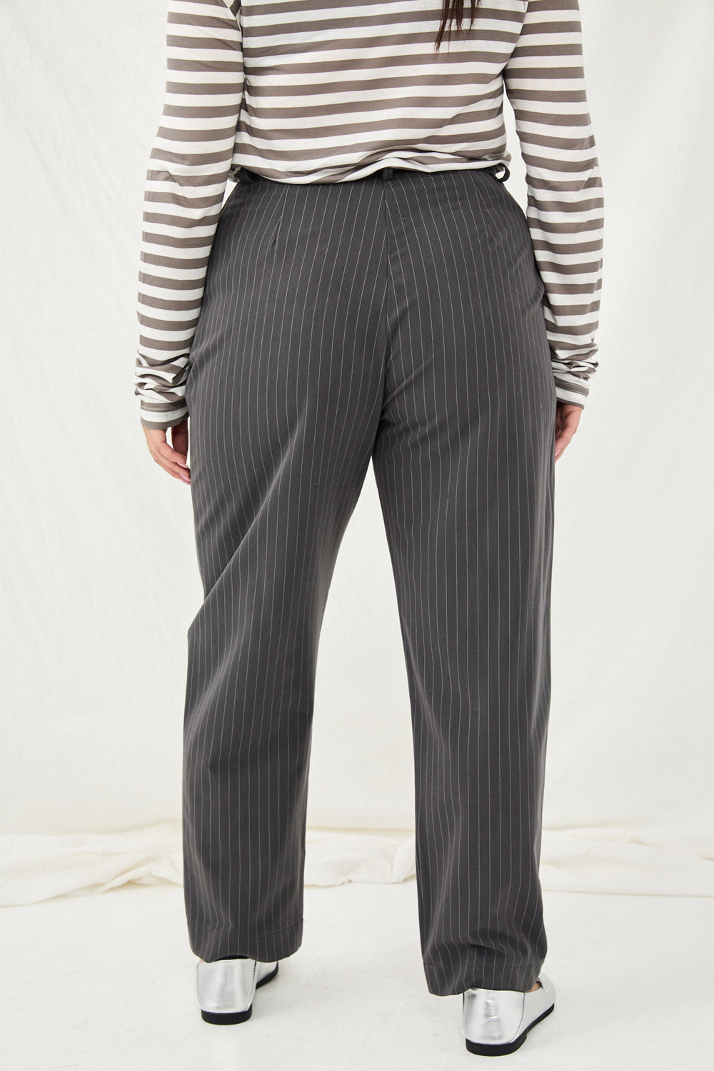 Dark gray Antonia pants