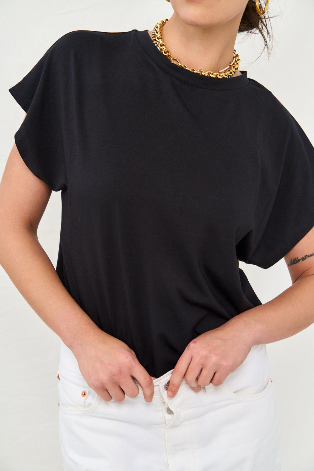 Black Alba t-shirt