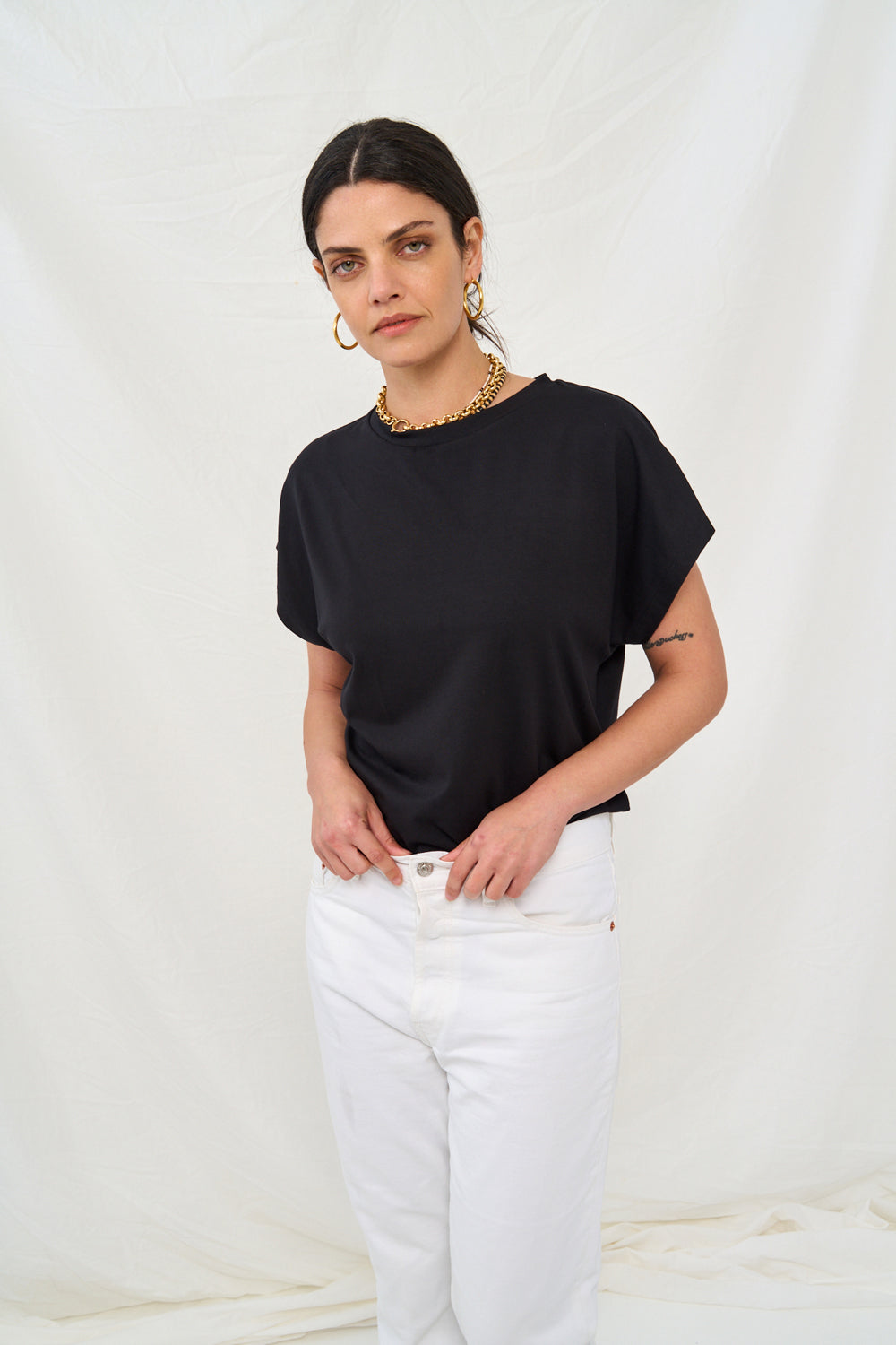 Black Alba t-shirt