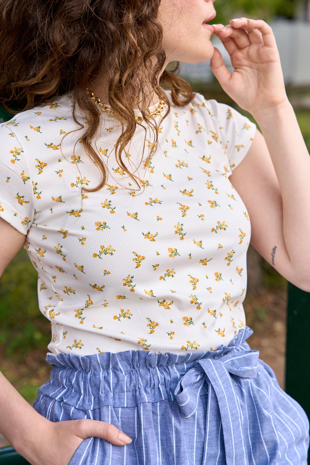 White celine t-shirt with delicate flowers